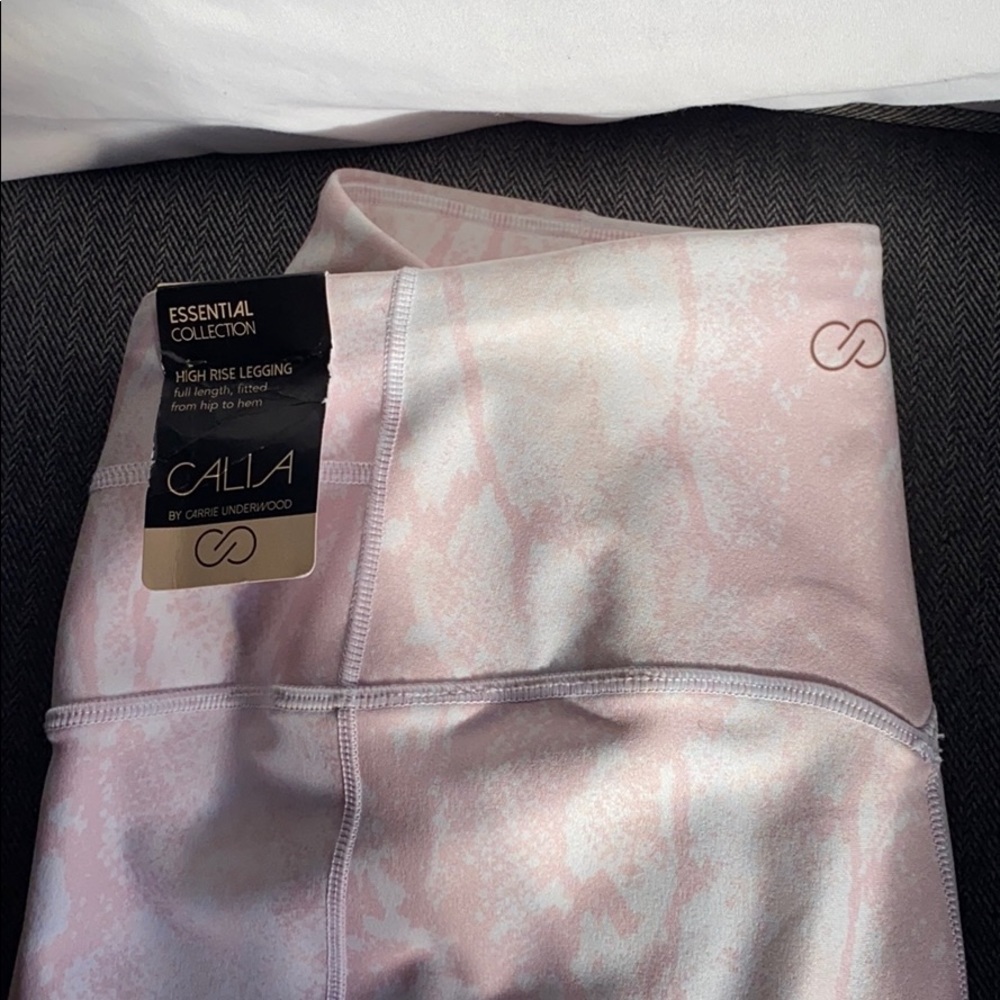 Calia Carrie Underwood leggings